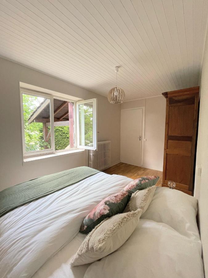 Maison Au Pied De La Roche Solutre-Pouilly Екстер'єр фото